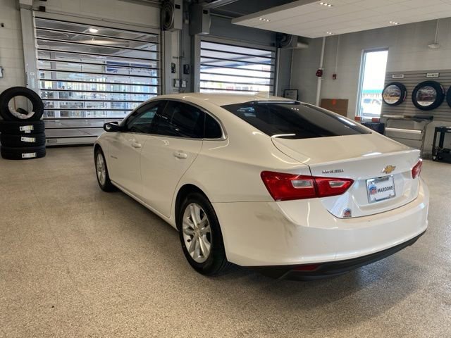 Used 2016 Chevrolet Malibu LT image 10