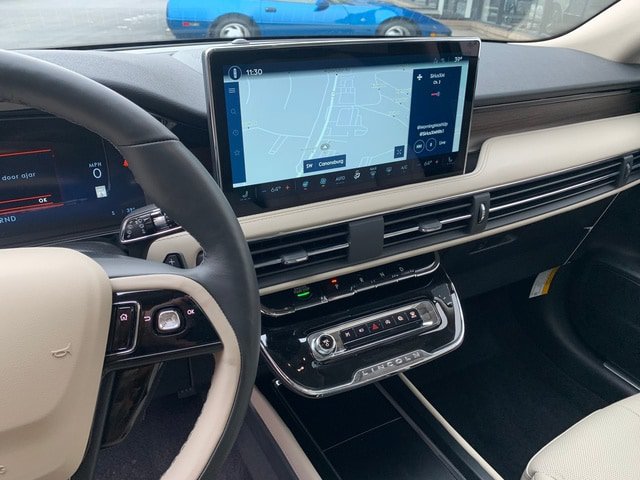 New 2026 Lincoln Corsair Reserve AWD/4WD image 22