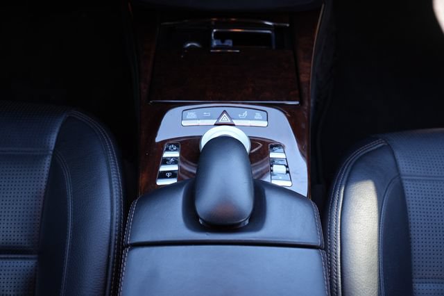 Used 2013 Mercedes-Benz S 63 AMG image 21