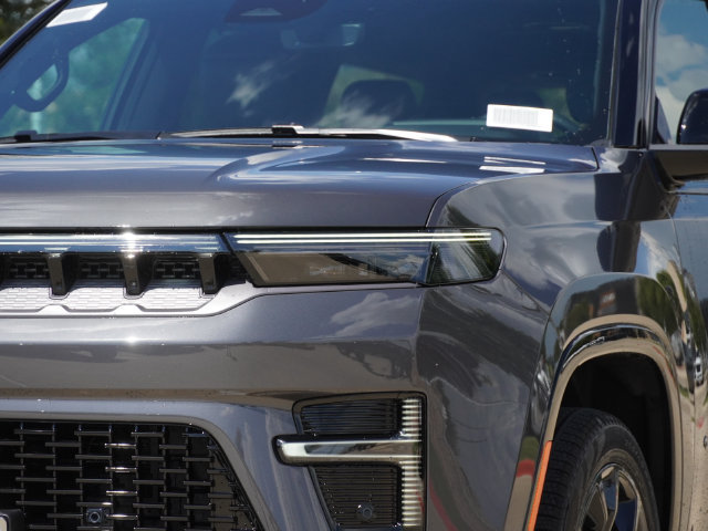New 2026 Jeep Grand Wagoneer Summit AWD/4WD image 7