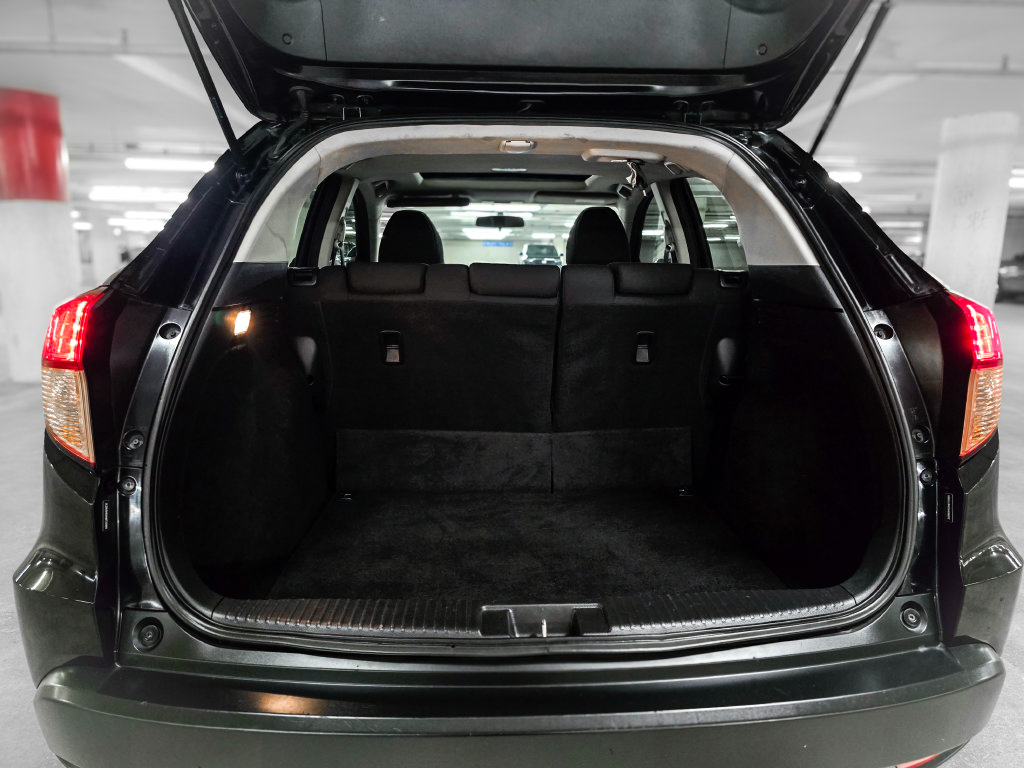 Used 2017 Honda HR-V EX image 8