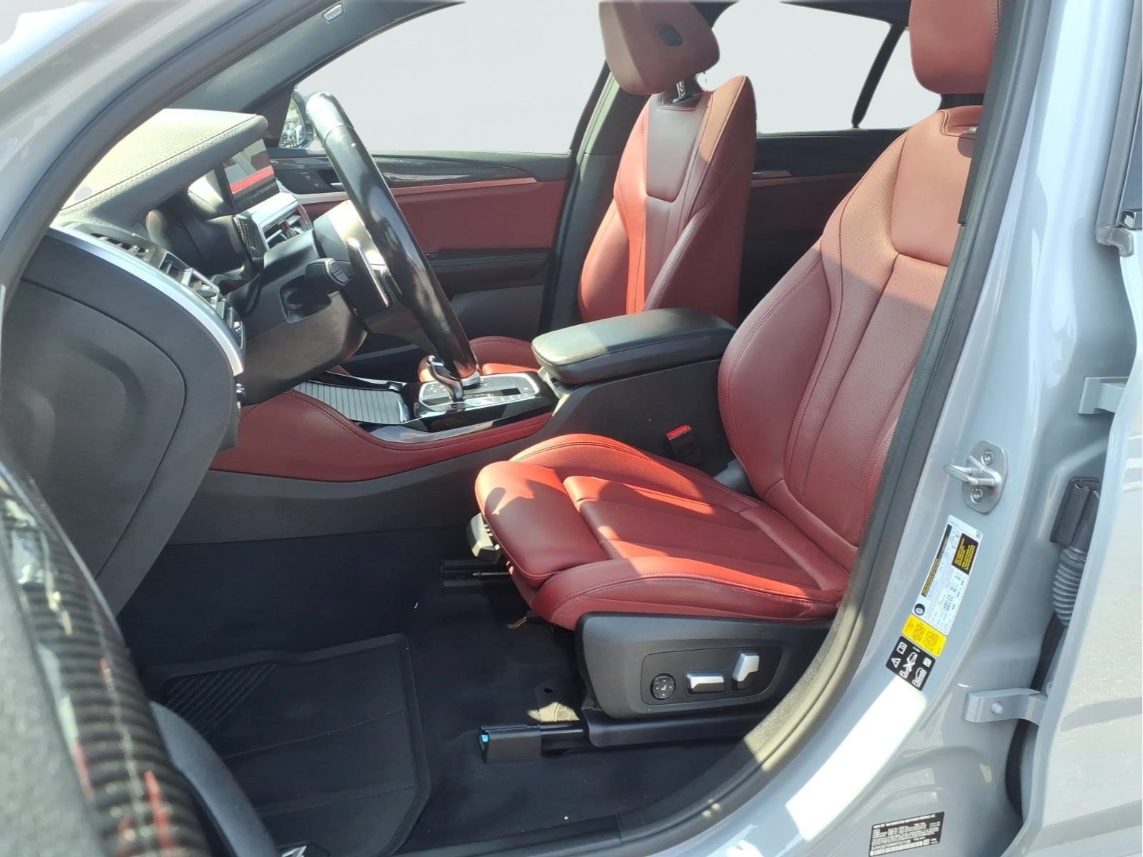 Used 2024 BMW X4 M40i w/ Premium Package AWD/4WD image 17