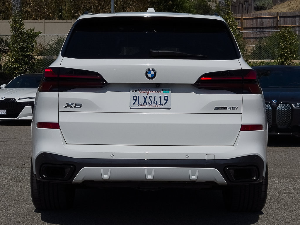 Used 2024 BMW X5 sDrive40i w/ M Sport Package RWD image 26