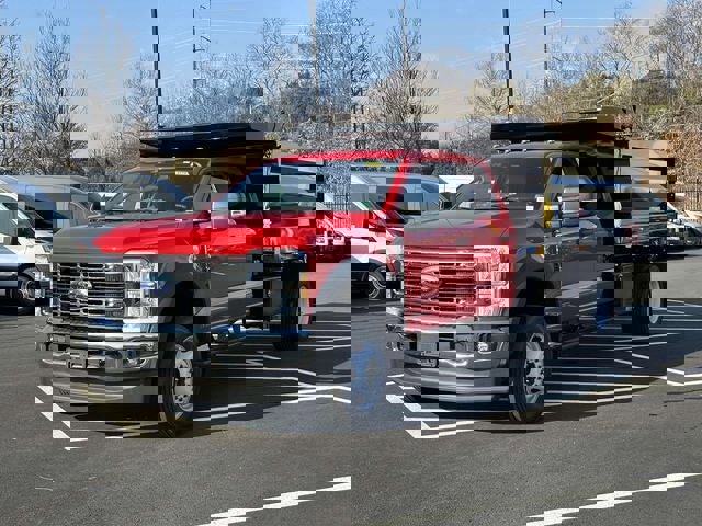 Used 2024 Ford F450 XL image 5