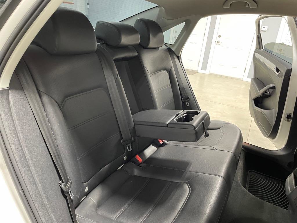 Used 2012 Volkswagen Passat 2.5 SE image 20