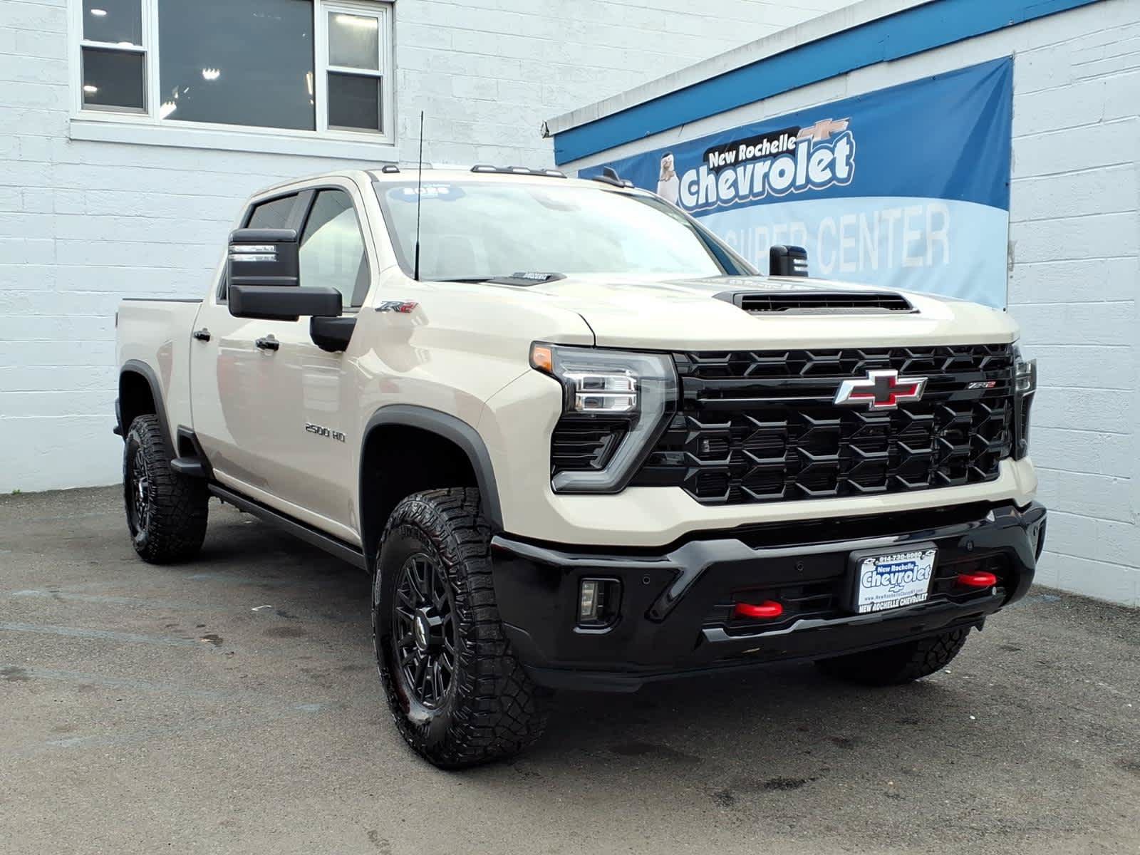 Used 2026 Chevrolet Silverado 2500 ZR2 AWD/4WD image 1
