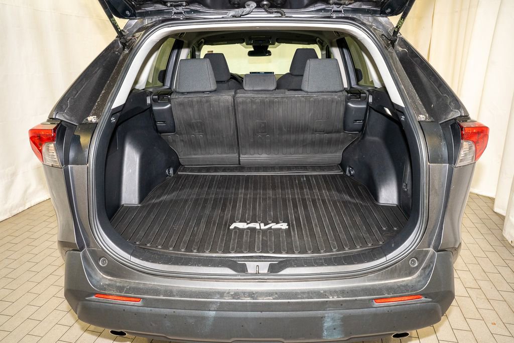 Certified 2023 Toyota RAV4 LE image 5