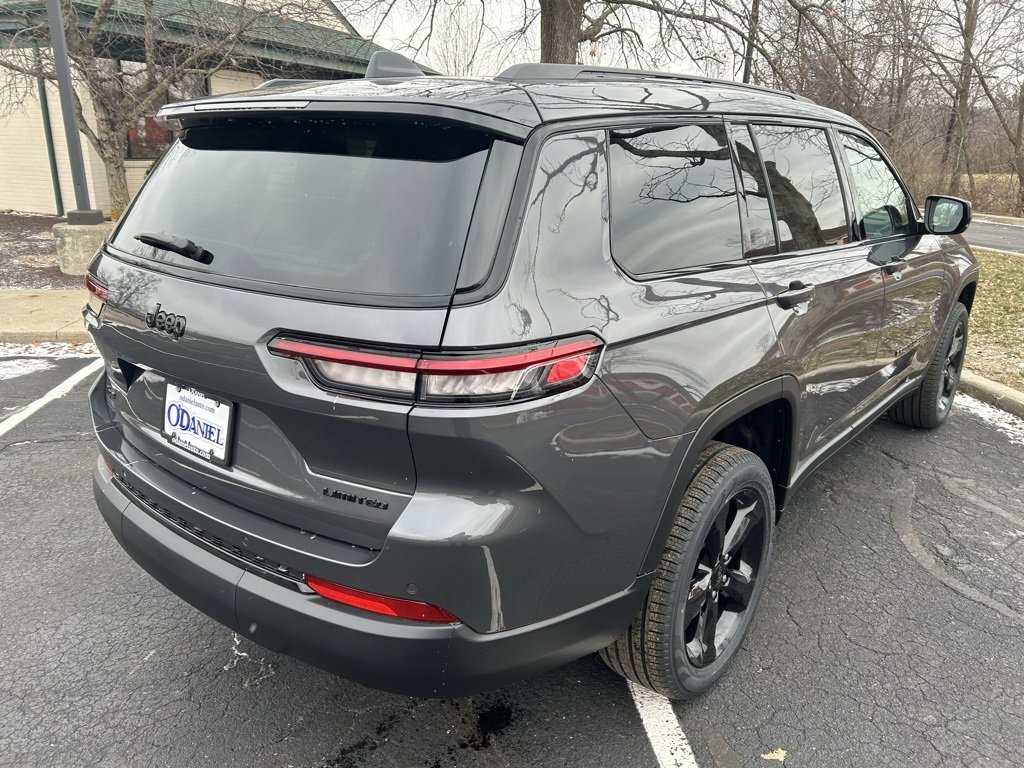 New 2025 Jeep Grand Cherokee L Limited image 28
