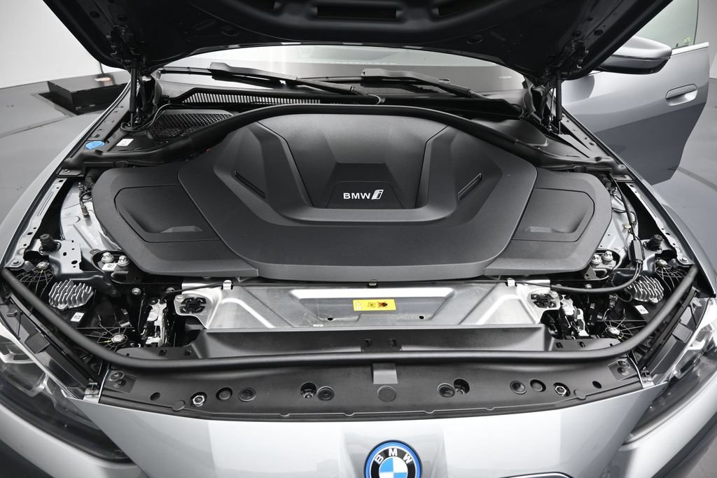 Used 2023 BMW i4 eDrive35 w/ Parking Assistance Package RWD image 27