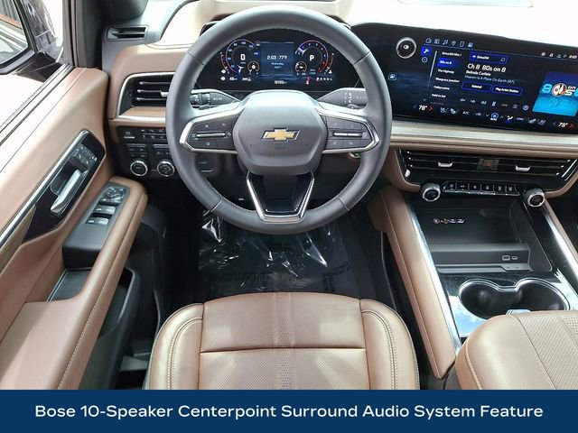 Used 2025 Chevrolet Tahoe High Country AWD/4WD image 3