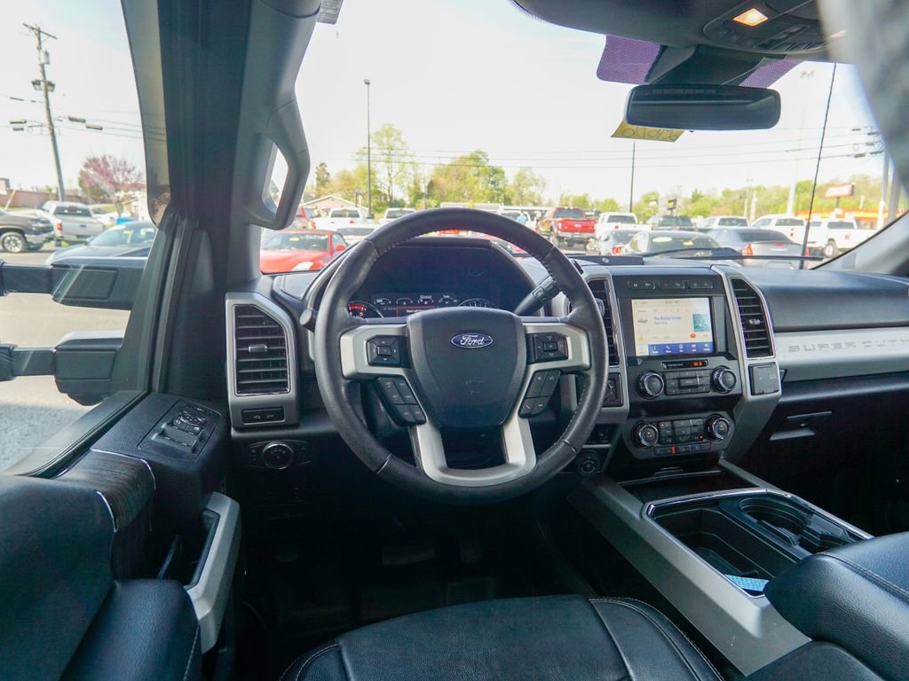 Used 2020 Ford F250 Lariat w/ Lariat Ultimate Package AWD/4WD image 16