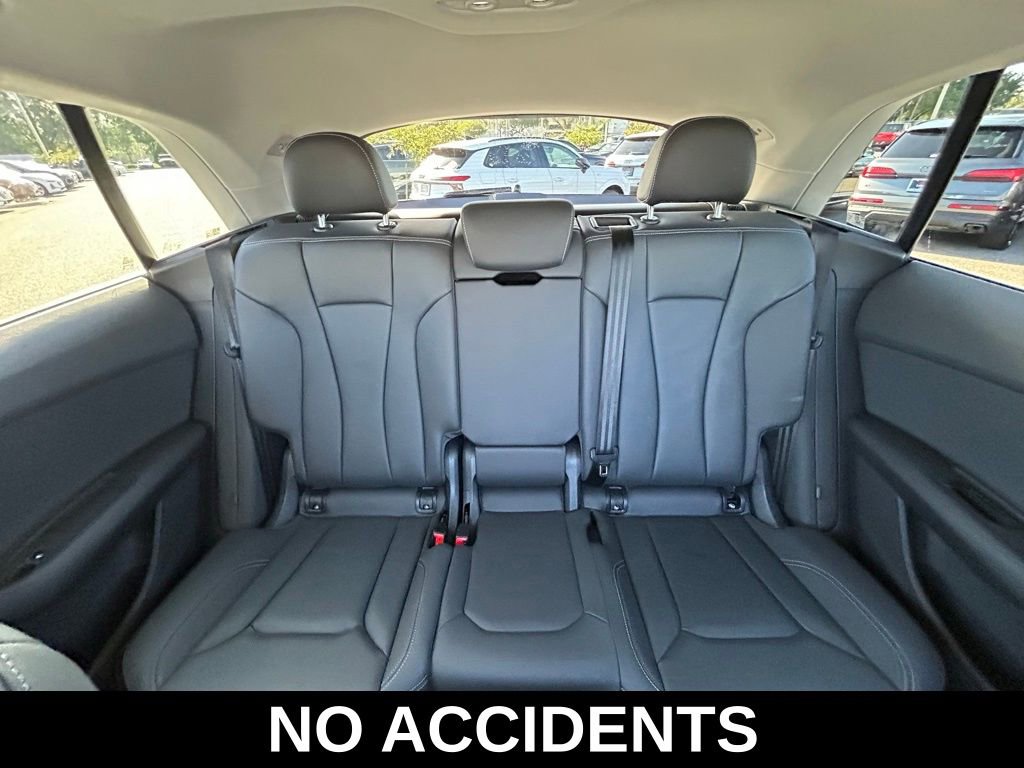 Used 2023 Audi Q8 Premium w/ Convenience Package image 13