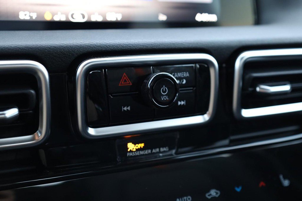 New 2026 Nissan Sentra SR w/ SR Premium Package image 13