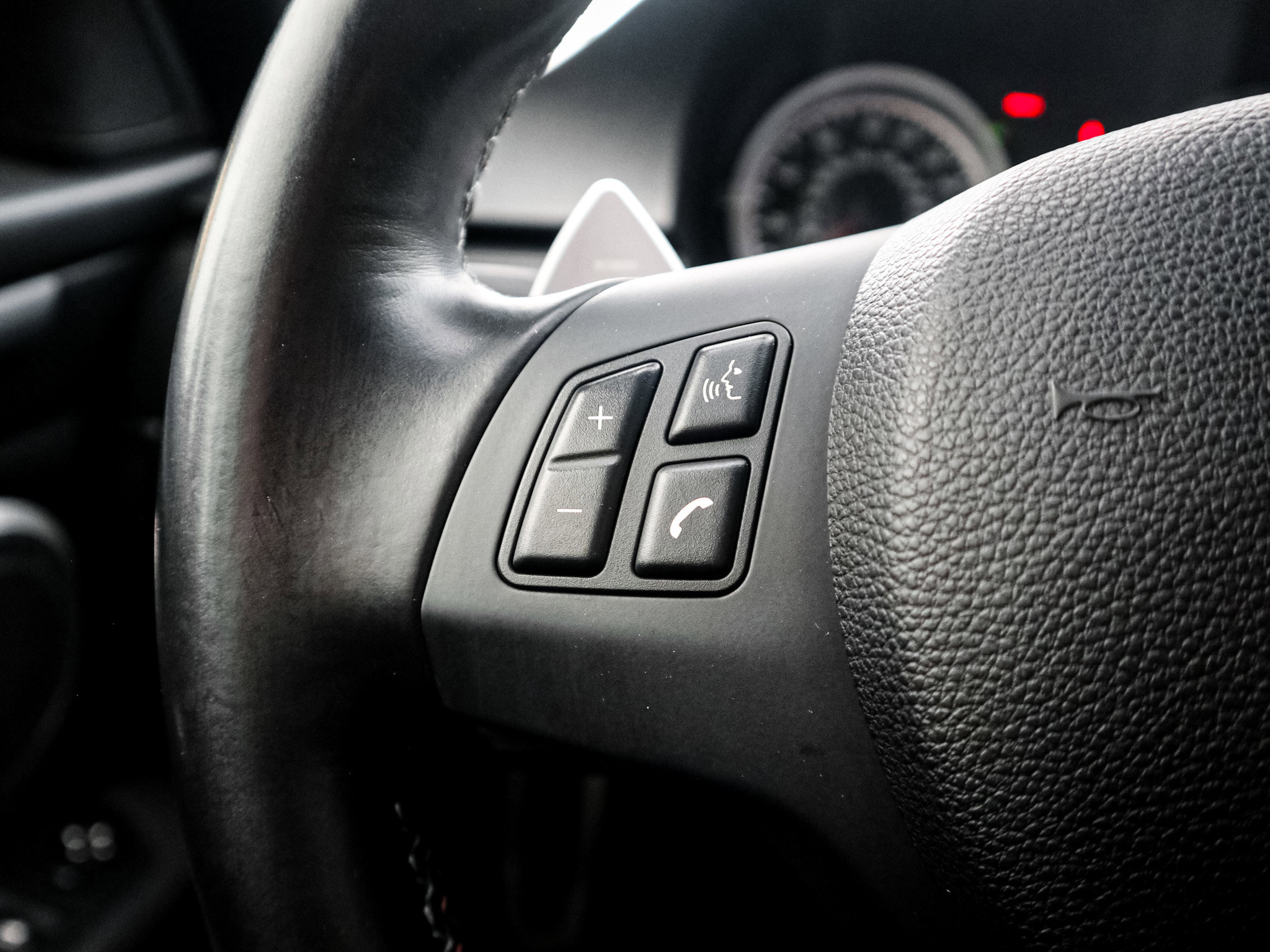 Used 2013 BMW M3 Convertible RWD image 19