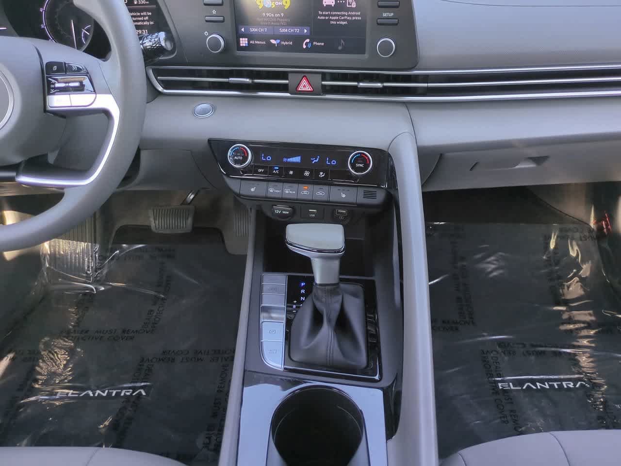 Used 2022 Hyundai Elantra Blue FWD image 18