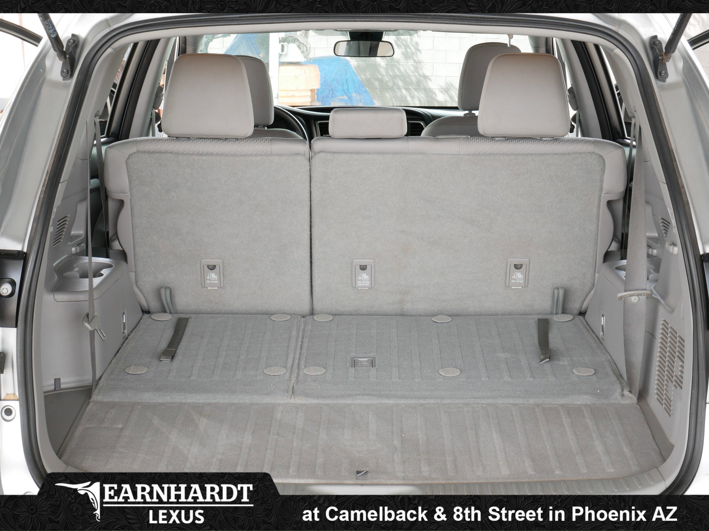 Used 2017 Toyota Highlander LE image 31