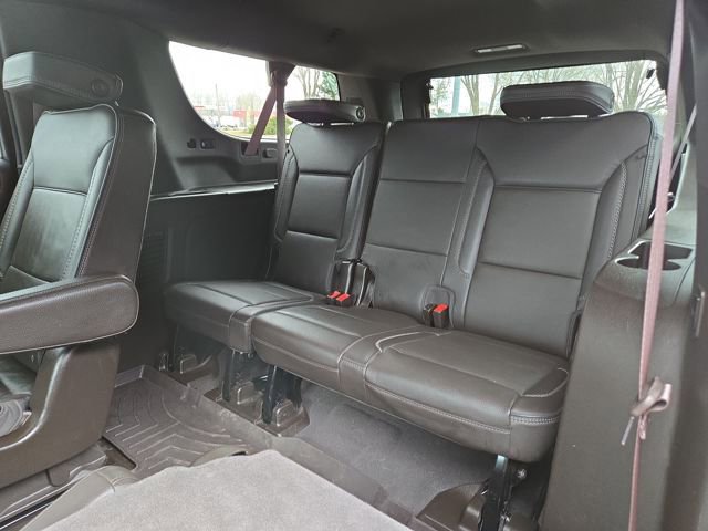 Used 2023 GMC Yukon XL Denali image 32