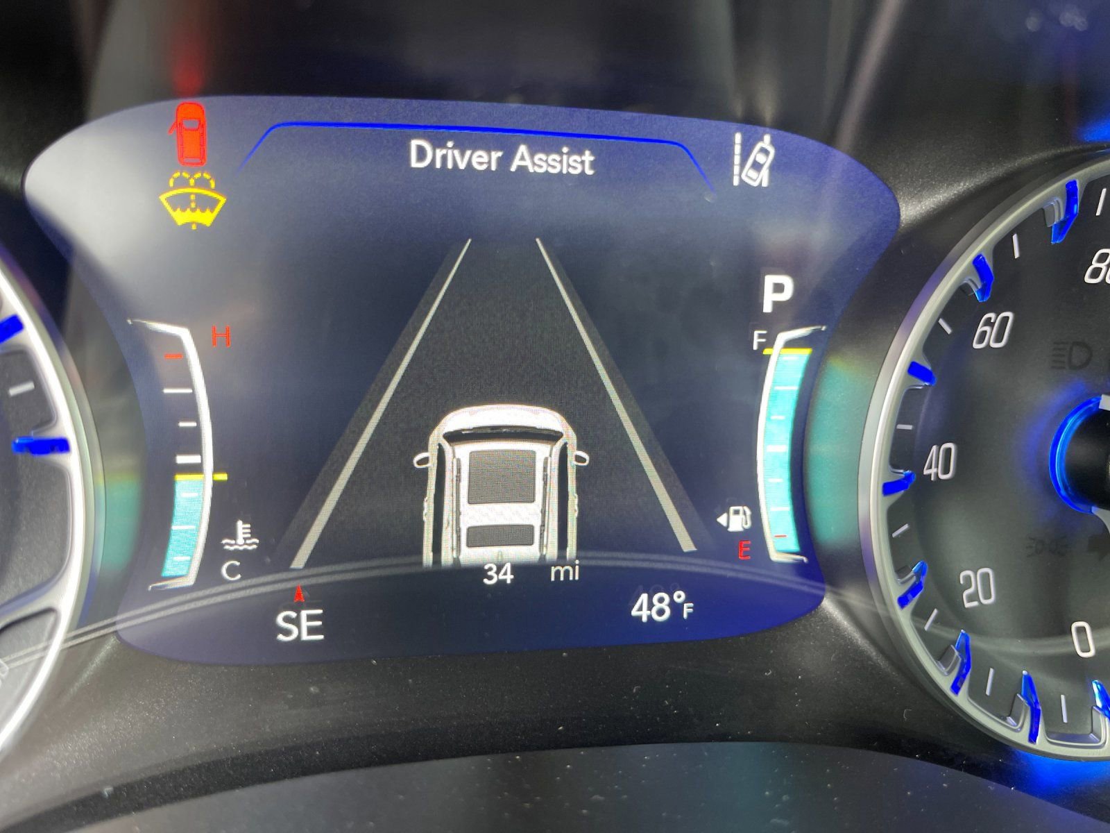 New 2026 Chrysler Pacifica Select AWD/4WD image 30