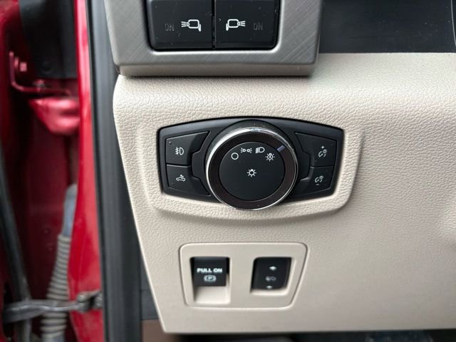 Used 2019 Ford F150 Limited image 18