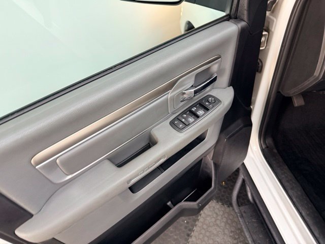 Used 2016 RAM 1500 Big Horn AWD/4WD image 12