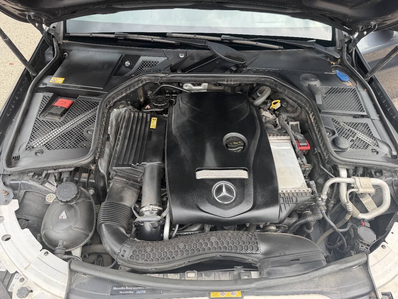Used 2015 Mercedes-Benz C 300 4MATIC Sedan image 28