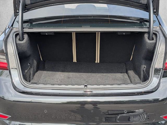 Used 2021 BMW 330i xDrive Sedan AWD/4WD image 6