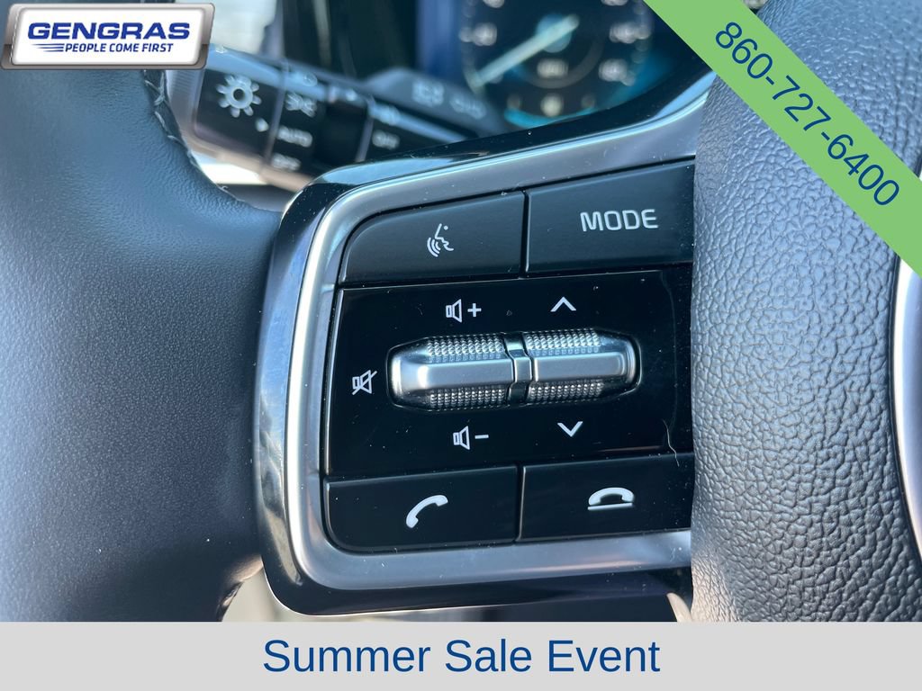 Used 2023 Kia Sorento SX AWD/4WD image 46