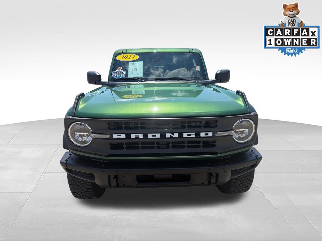 Used 2023 Ford Bronco Black Diamond w/ Sasquatch Package AWD/4WD image 2