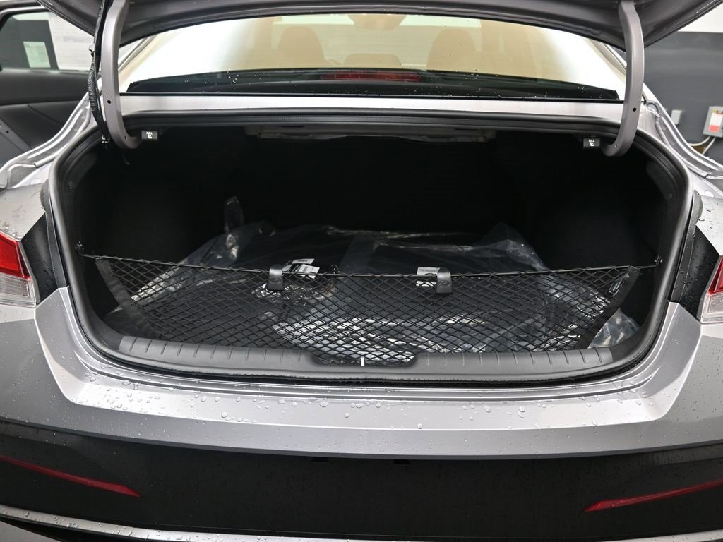 New 2026 Hyundai Elantra Sport image 18