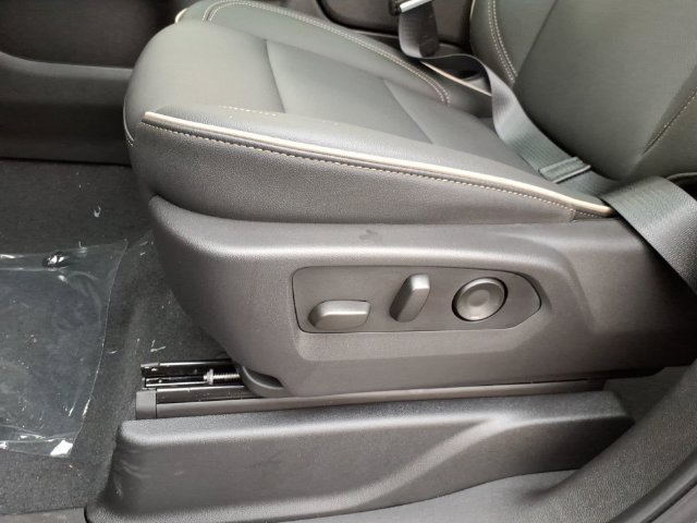 New 2027 GMC Yukon XL Elevation w/ Elevation Premium Package AWD/4WD image 14