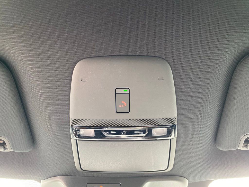 New 2025 Nissan Armada SL w/ Captain's Chari Seat Package image 30