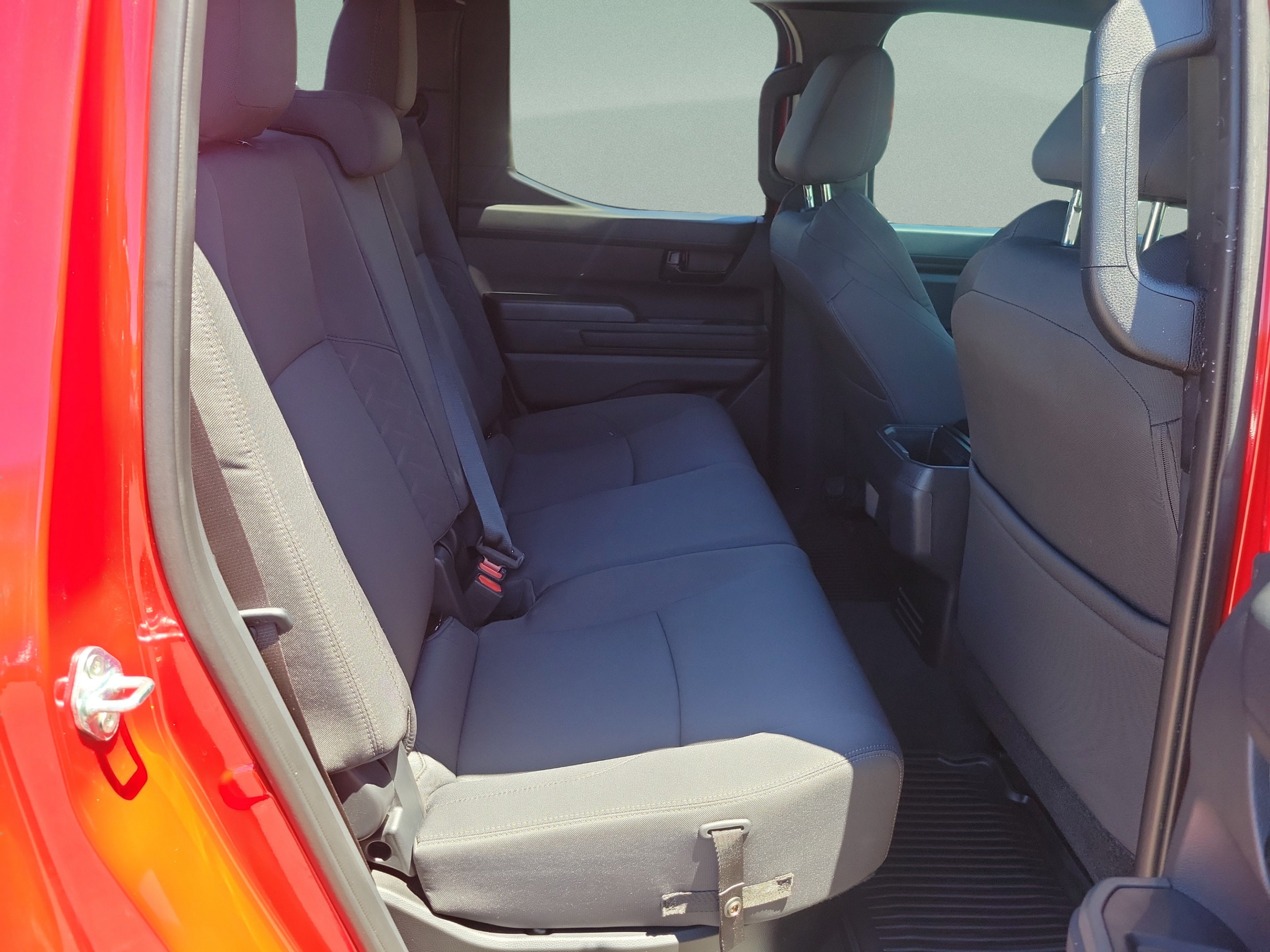 Used 2024 Toyota Tacoma SR5 AWD/4WD image 10