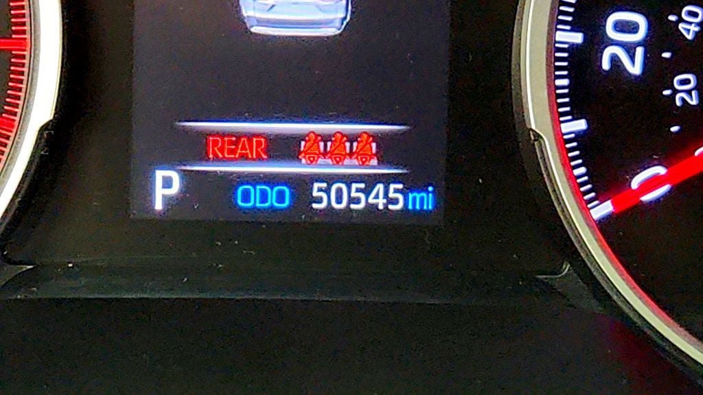 Used 2022 Toyota RAV4 XLE w/ Convenience Package AWD/4WD image 16