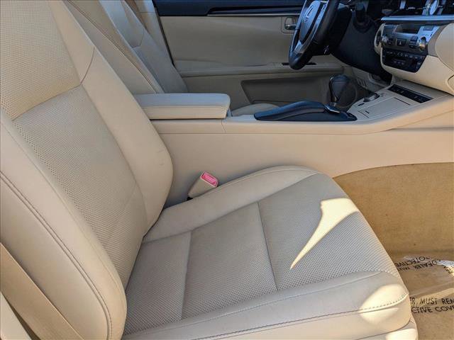 Used 2014 Lexus ES 350 w/ Luxury Package image 20