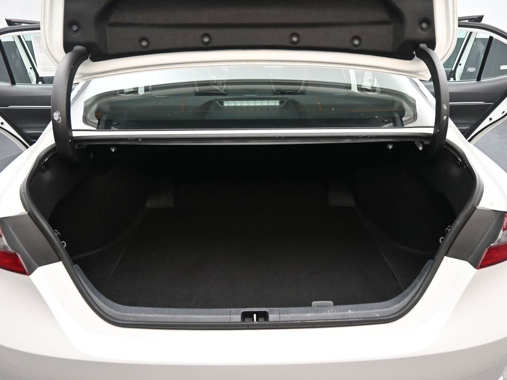 Used 2024 Toyota Camry SE FWD image 27