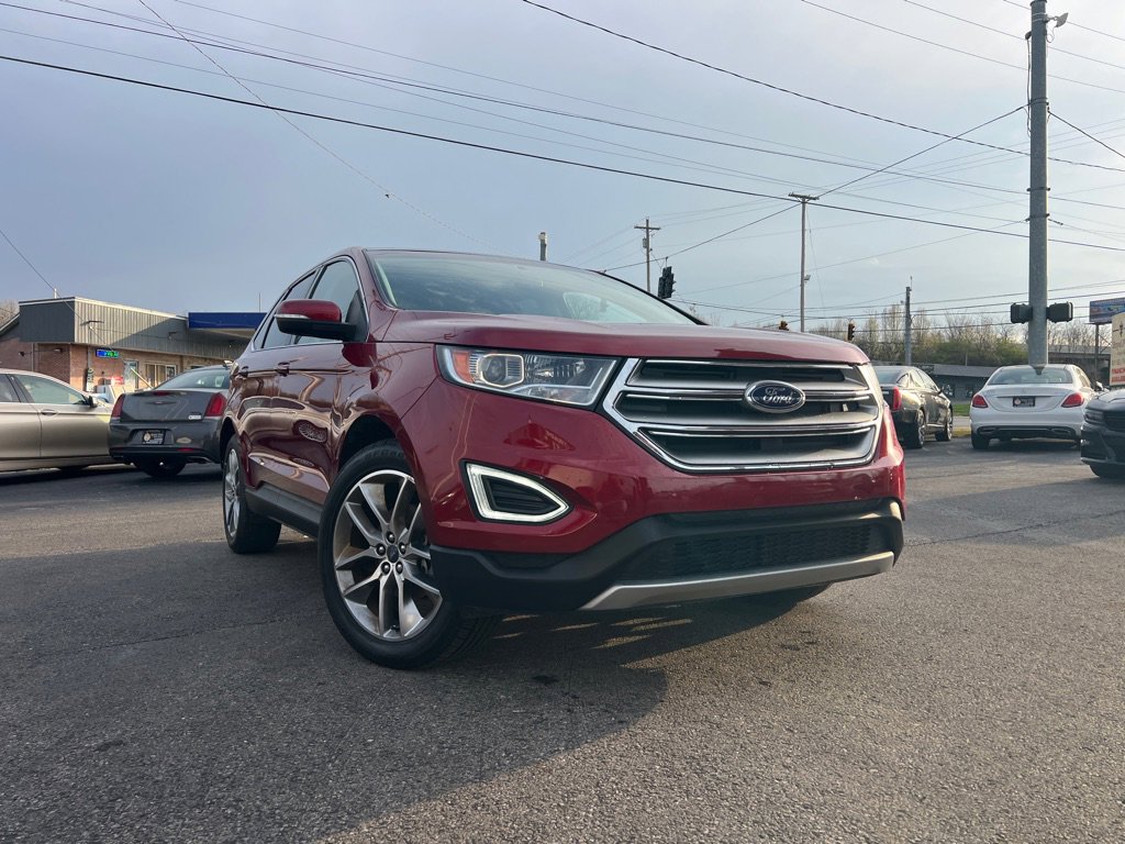 Used 2018 Ford Edge Titanium w/ Technology Package image 4