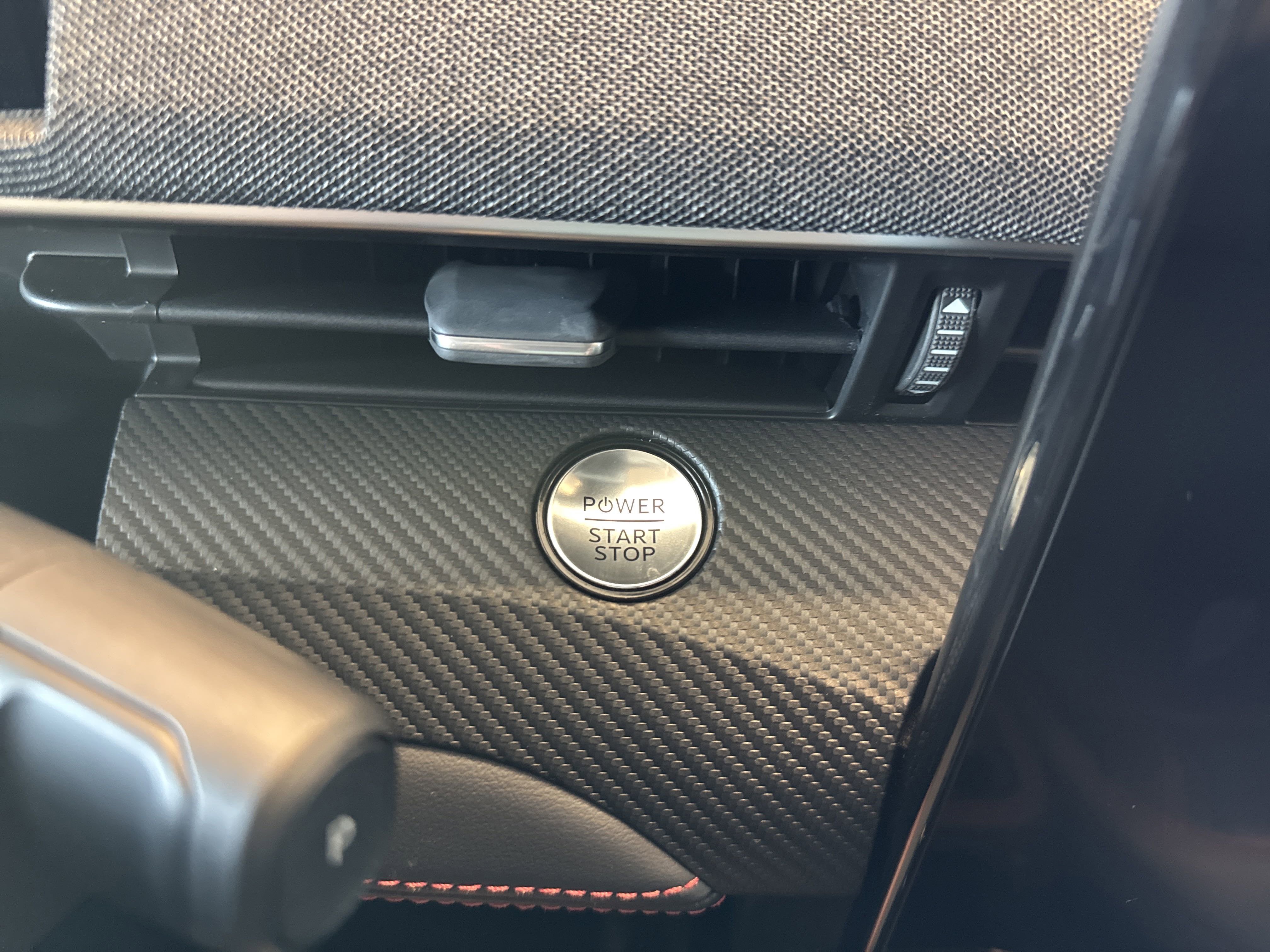 New 2025 Ford Mustang Mach-E Premium w/ Sport Appearance Package AWD/4WD image 20