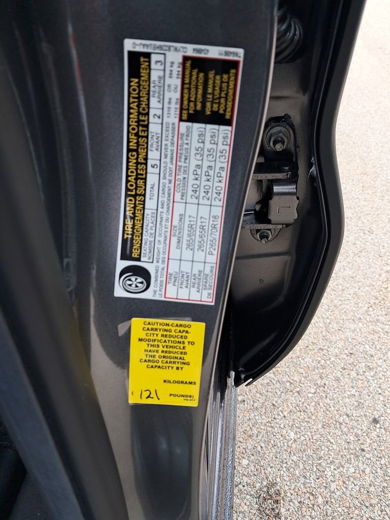 New 2026 Nissan Frontier SV w/ All-Weather Content Package AWD/4WD image 32