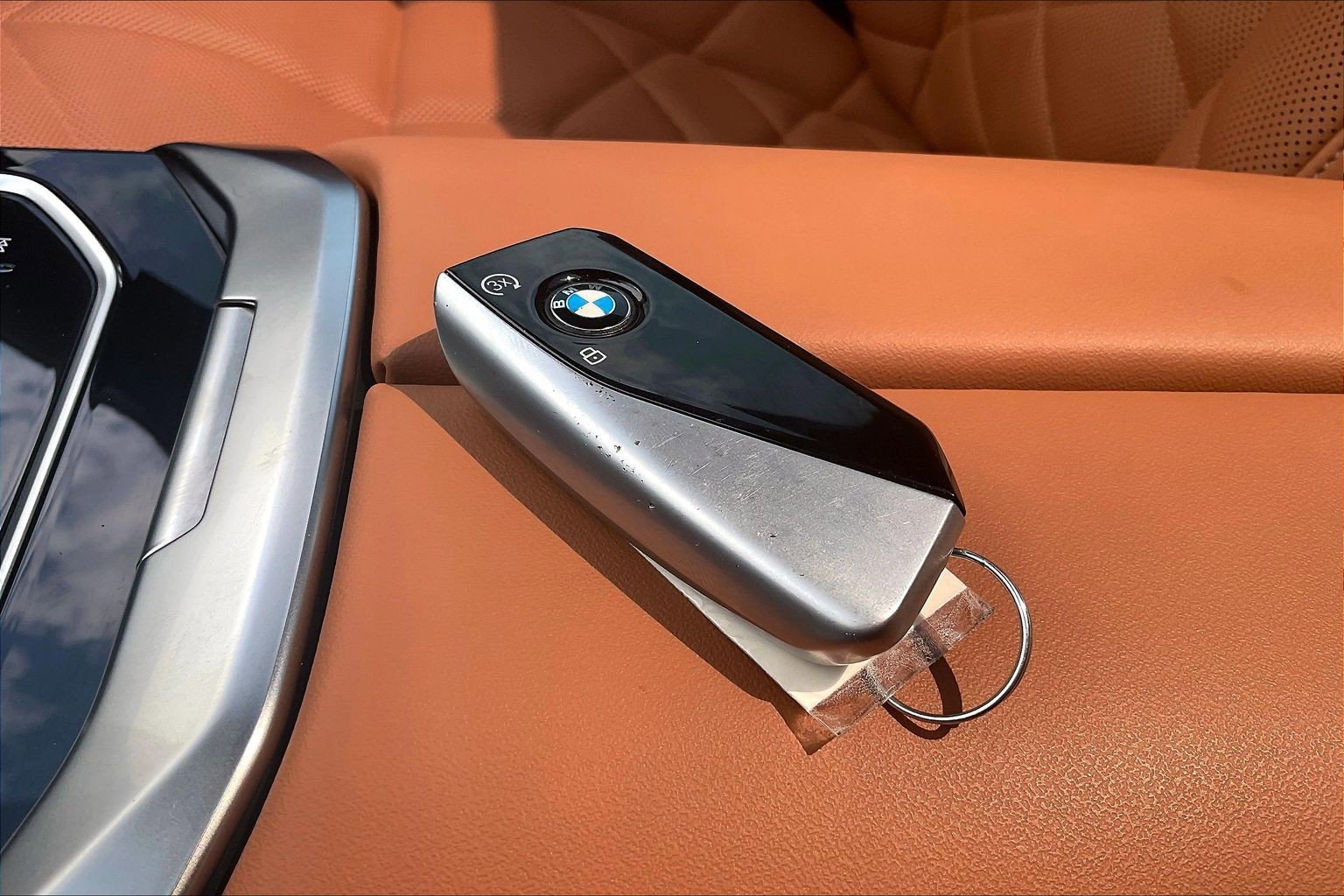 Used 2024 BMW 740i w/ Premium Package 2 RWD image 13