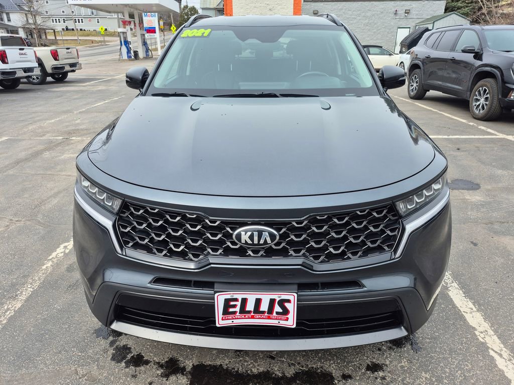 Used 2021 Kia Sorento S image 2