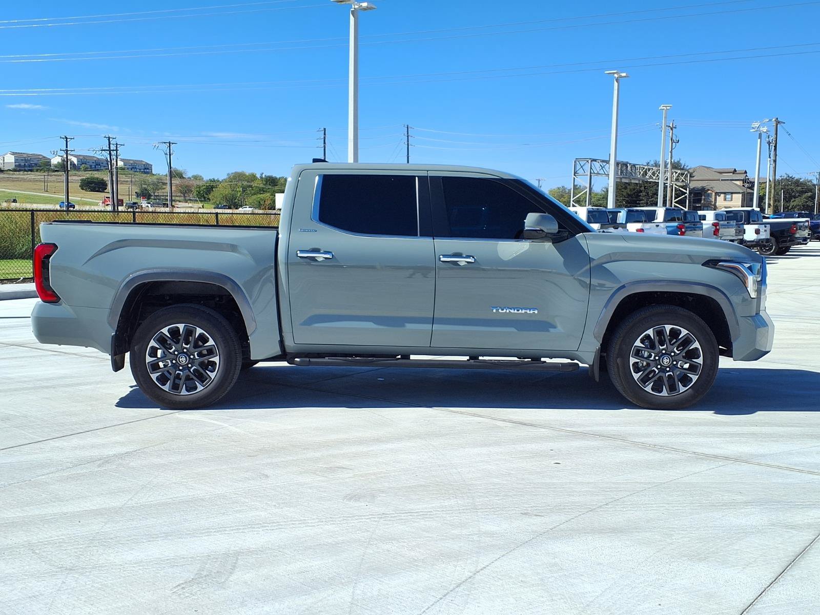 Used 2026 Toyota Tundra Limited w/ Power Package AWD/4WD image 10