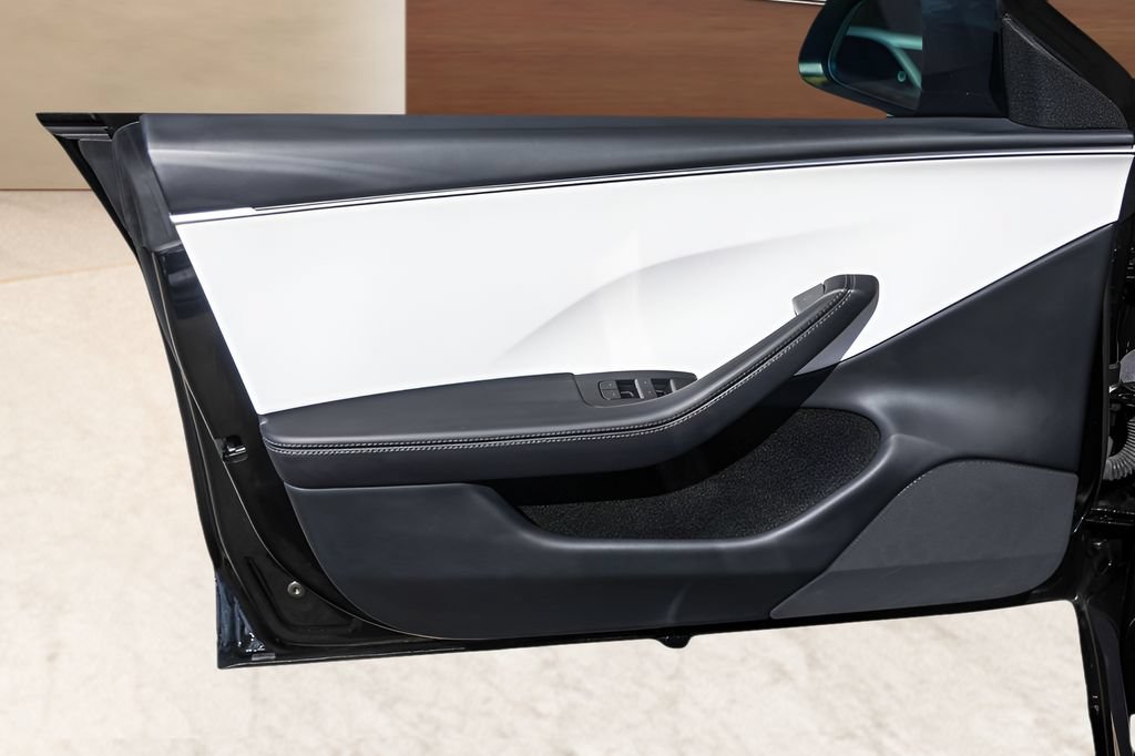 Used 2025 Tesla Model 3 RWD image 20