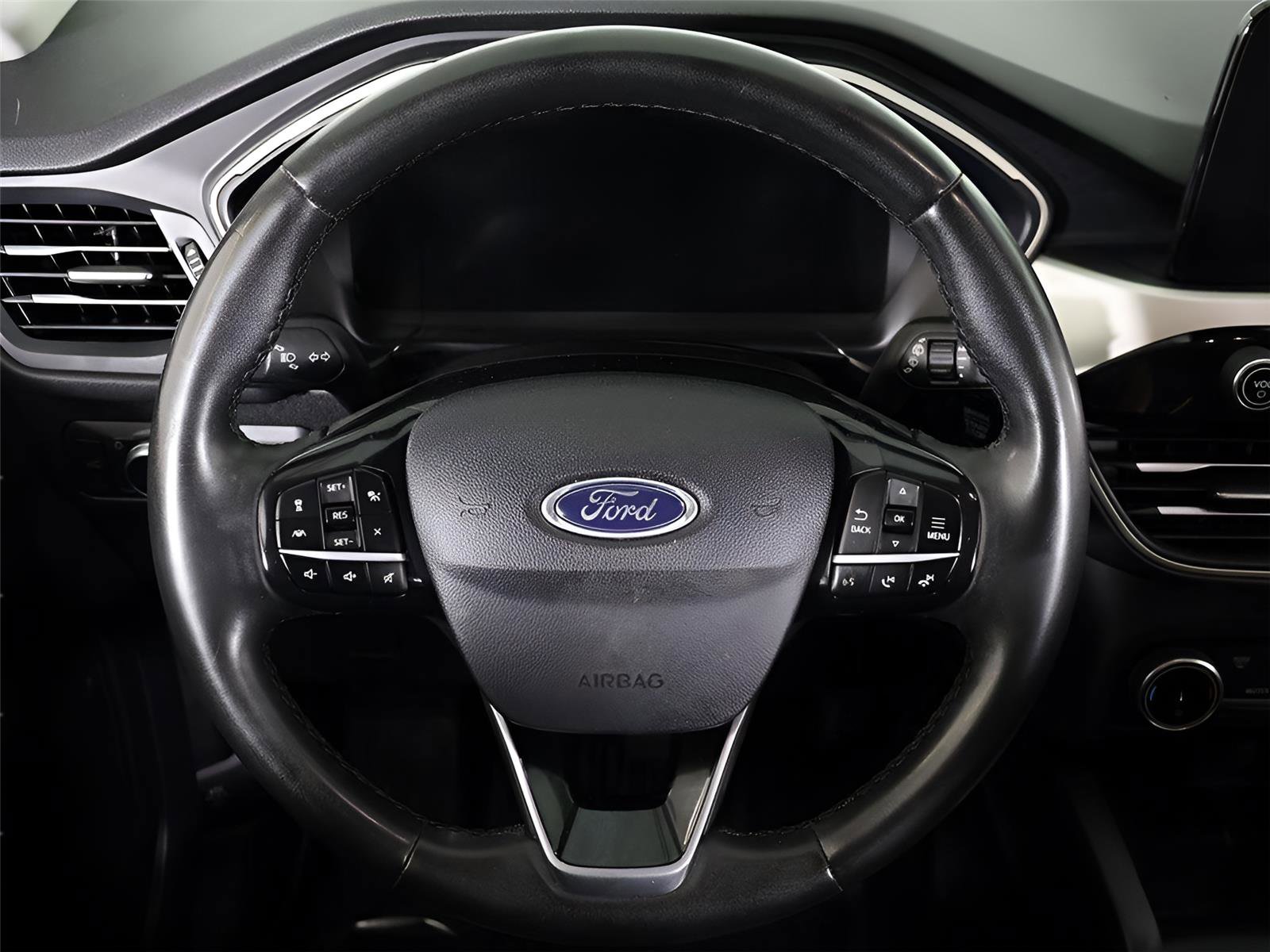 Used 2022 Ford Escape SEL w/ Technology Package image 38