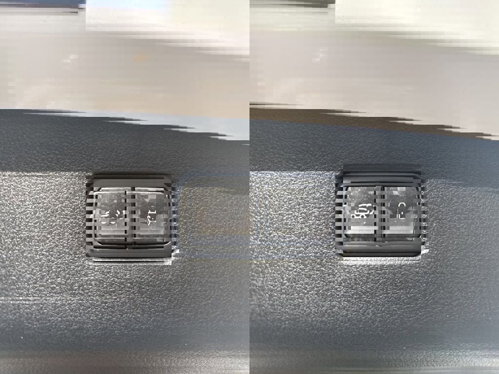 New 2026 Genesis GV70 3.5T Sport Advanced image 30