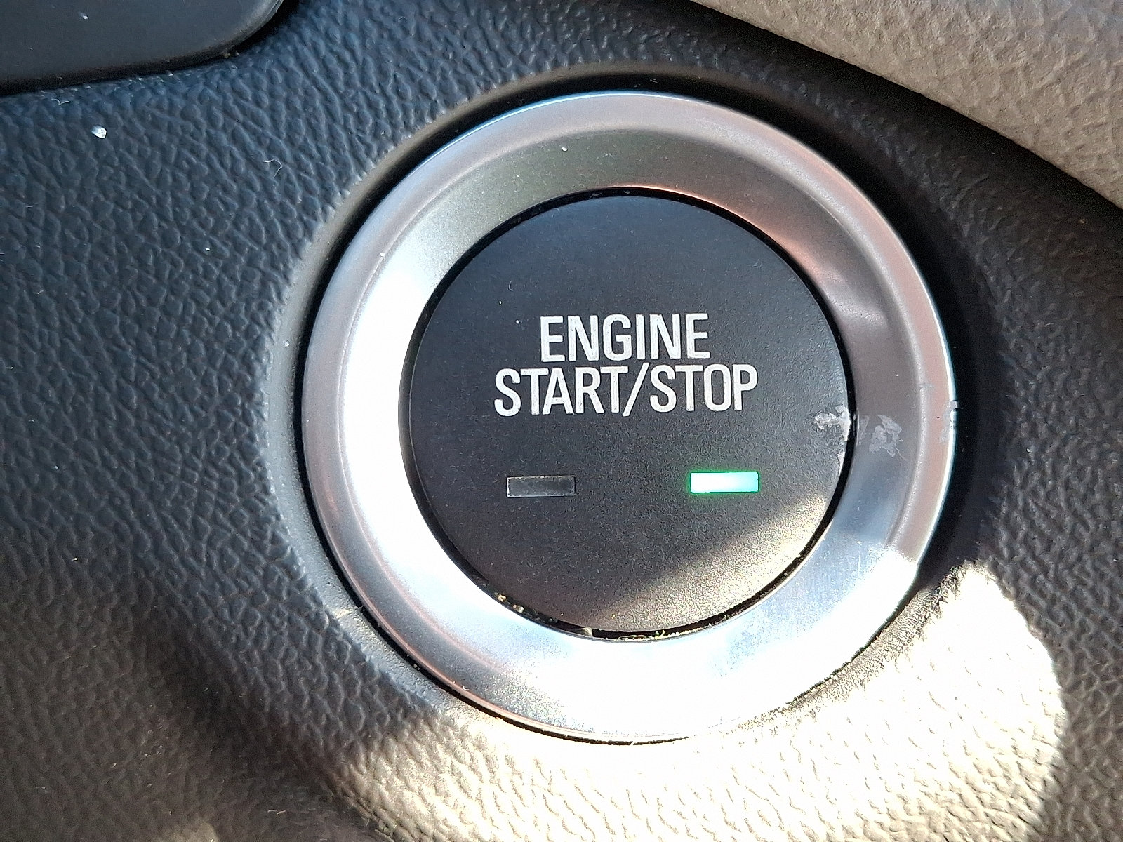 Used 2023 Chevrolet Equinox LS w/ LS Convenience Package FWD image 24