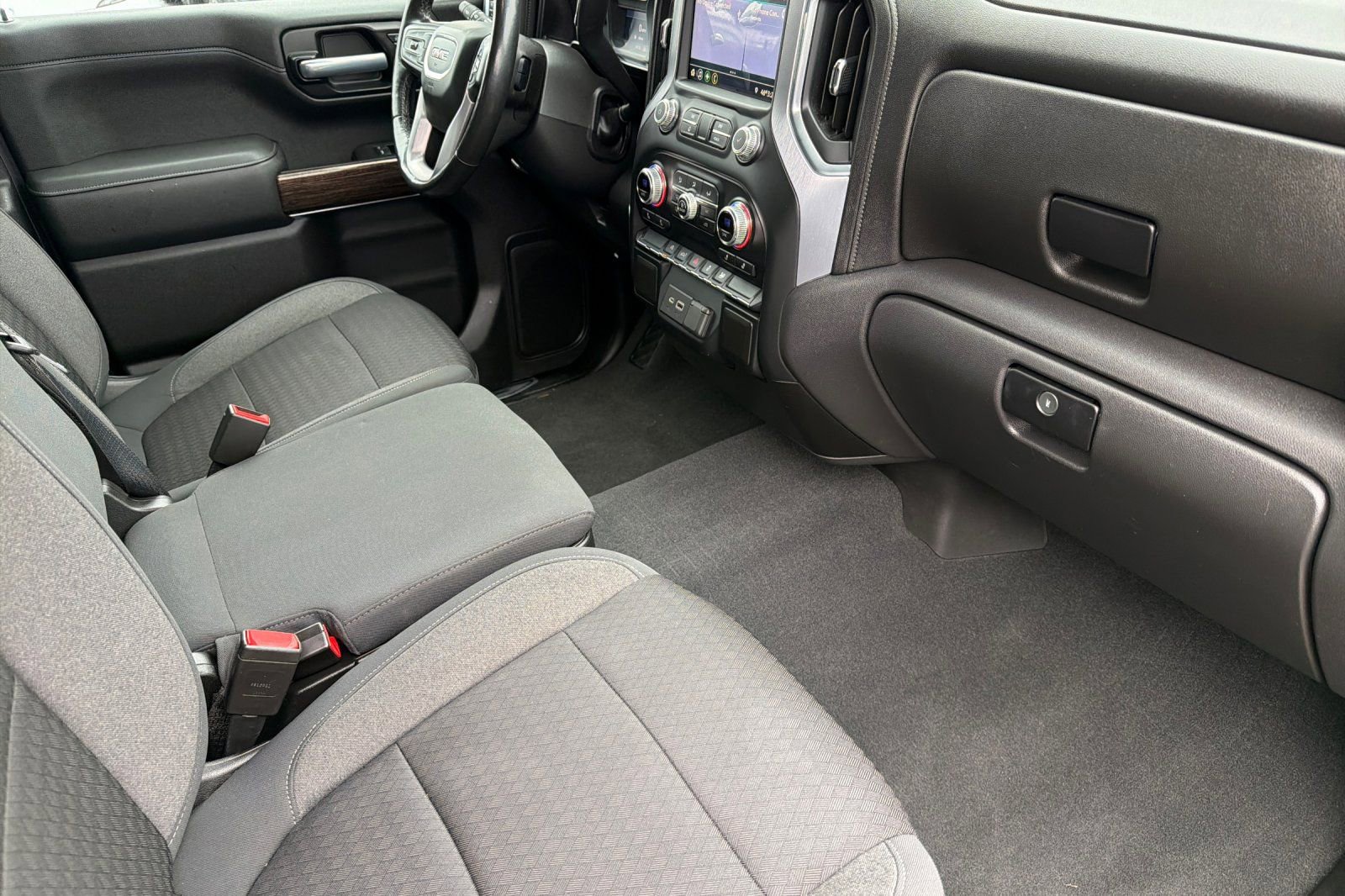 Used 2021 GMC Sierra 1500 Elevation image 15