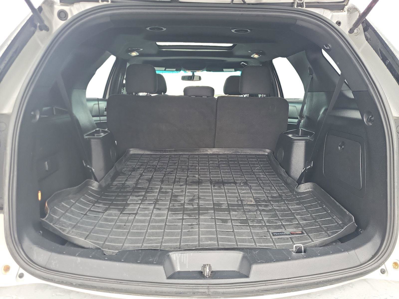 Used 2016 Ford Explorer XLT w/ Equipment Group 201A AWD/4WD image 23