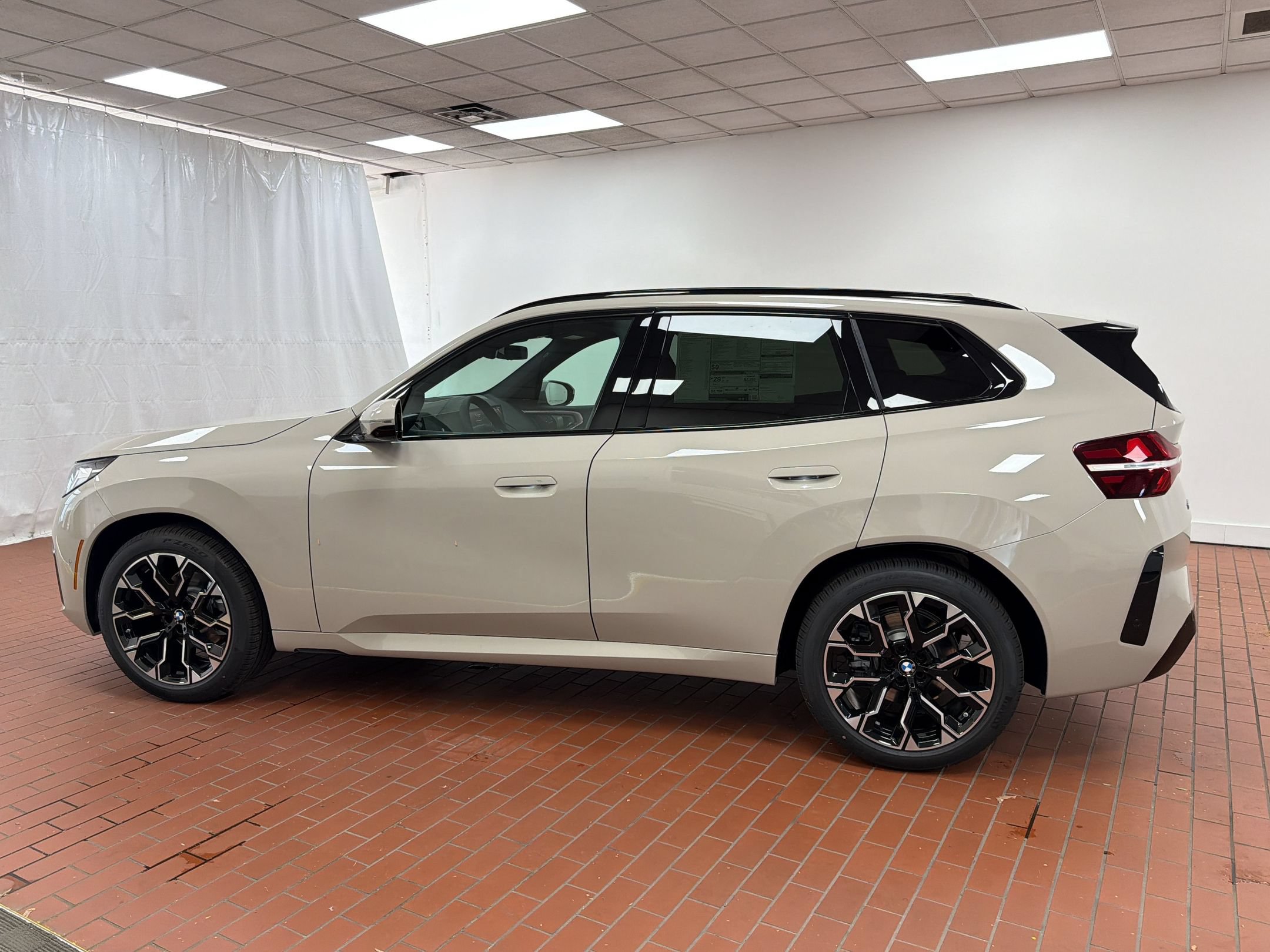 Used 2026 BMW X3 xDrive30i w/ Premium Package AWD/4WD image 2