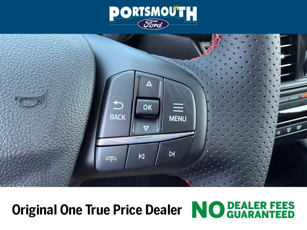 New 2025 Ford Escape ST-Line Select w/ Tech Pack #1 AWD/4WD image 23