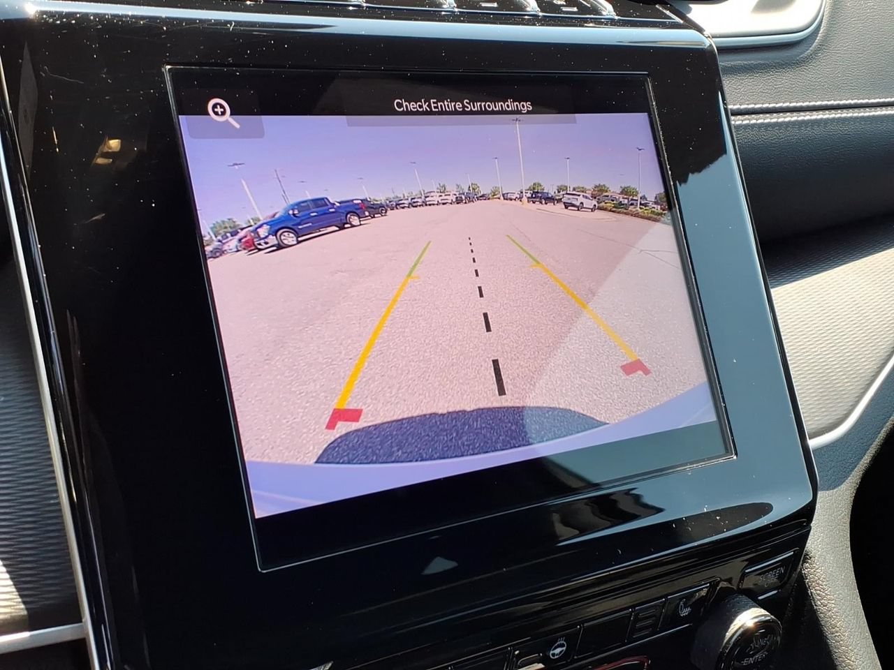 Used 2025 Jeep Grand Cherokee Altitude AWD/4WD image 3